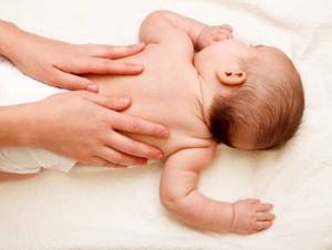 Детский массаж и гимнастика при мышечной дистонии: 7 врачебных рекомендаций для родителей