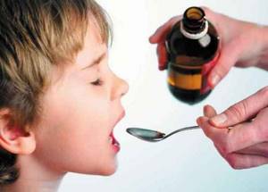 Как дать ребенку лекарство, чтобы не выплюнул: 6 советов от врача-педиатра