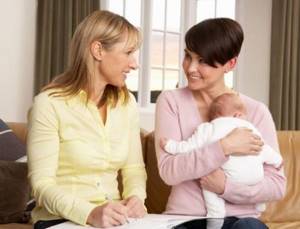 Няня для грудничка и новорожденного: где найти и как выбрать, важные критерии, обязанности, оплата