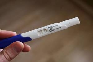 Покажет ли тест беременность во время месячных