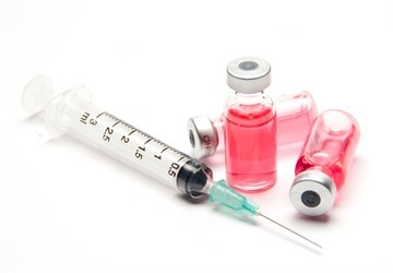 Прививка против кори, краснухи, паротита: 2 вида реакций на вакцину