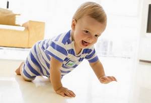 Развитие ребенка в 9 месяцев: 14 умений, как правильно развивать, нормы веса и роста