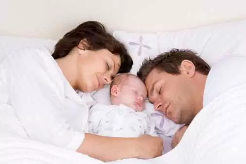 Совместный сон с ребенком: 8 главных правил и мнения экспертов
