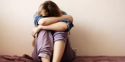 Суицидальное поведение подростков: 4 группы причин, 3 признака готовящегося суицида, 2 метода лечения